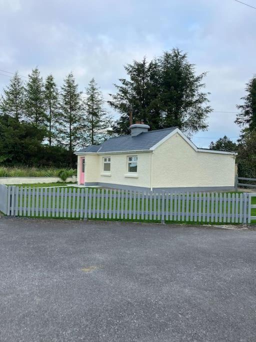 Ballaghaderreen Whitethorn Cottage, Palmfield מראה חיצוני תמונה